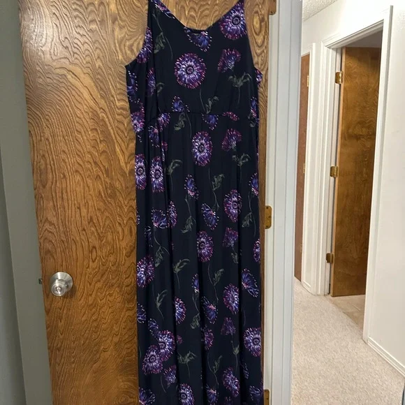 Maurices Black Floral Maxi Dress - Picture 7 of 8